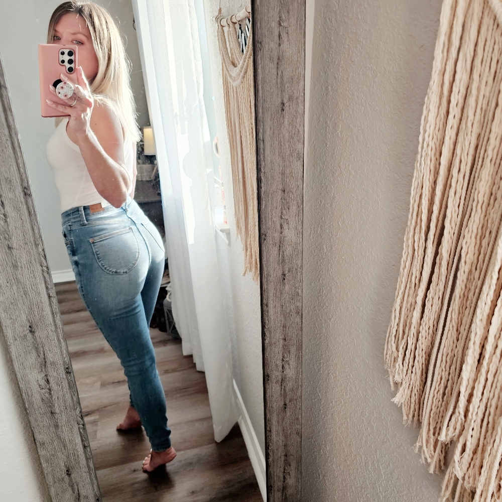 Still available, contact me - Judy Blue Light Wash Skinnies - Picture 8 of 14